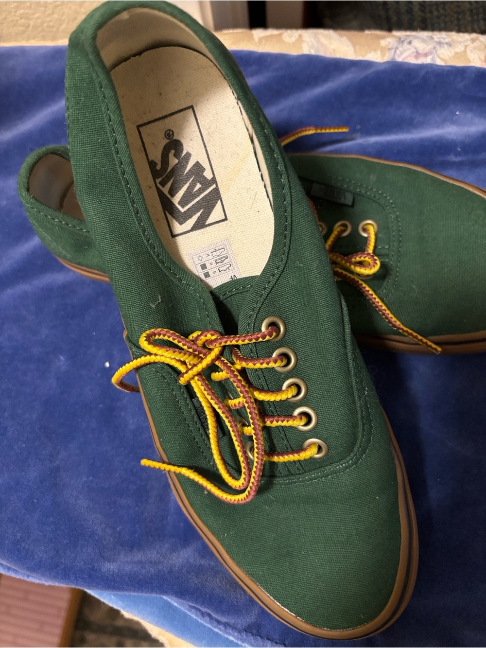 Vans Woman Green Canvas Sneakers with Yellow Accent Laces